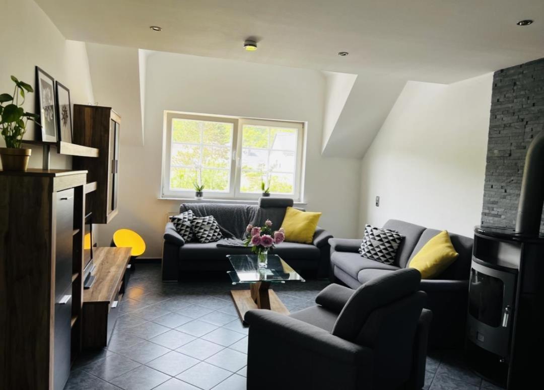 Modernes Ferienhaus Sauerblick Langsur Экстерьер фото